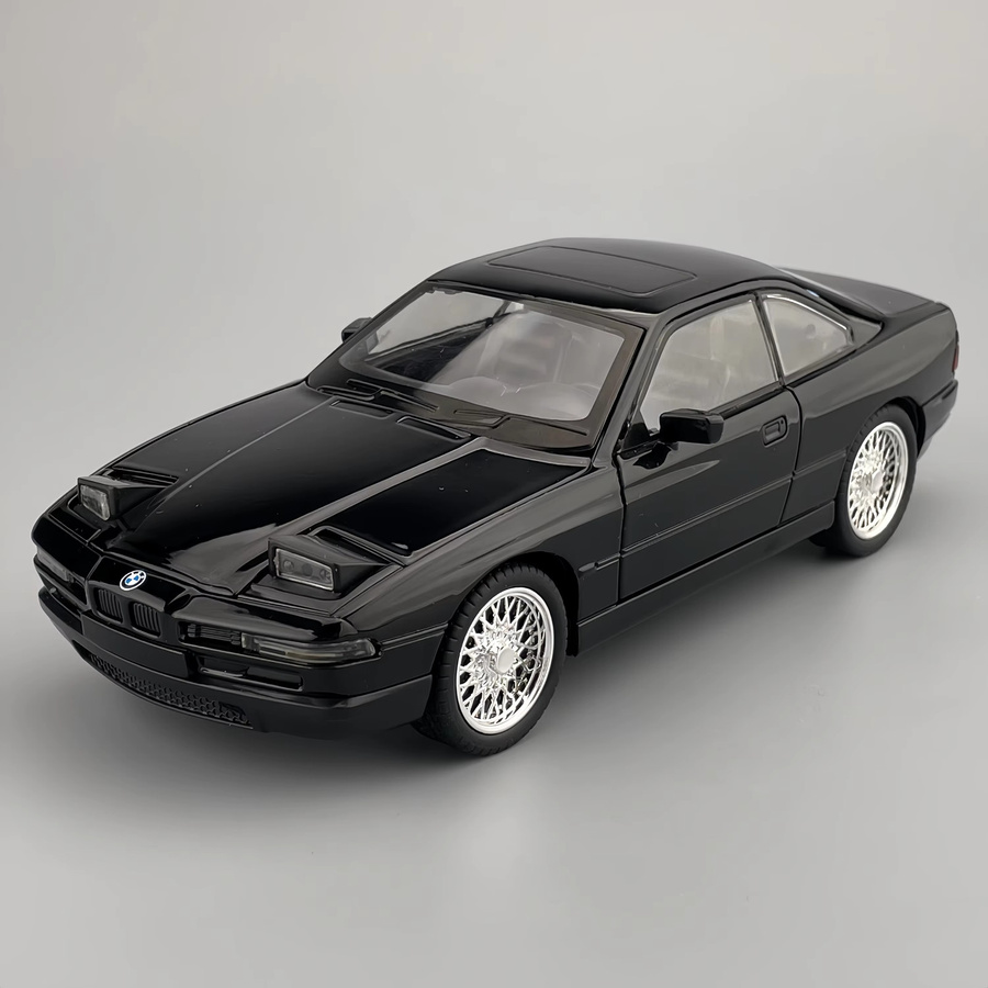 Maisto BMW 850CSi, Automodell, 1:24, Metall, Schwarz - Bild 1