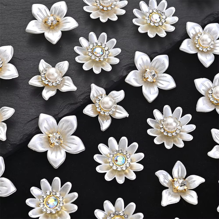 Blumen-Charms mit Imitationsperle, Strass, Perle, Kristall, Unisex - Bild 4