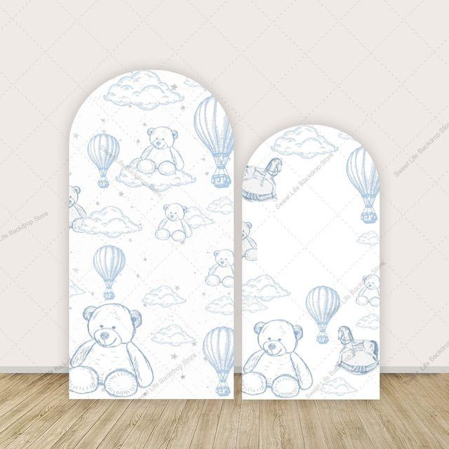 AIBIIN Bogen Hintergrund Abdeckung für Kindergeburtstag und Baby Shower mit blauem süßen Bären Karussell und Heißluftballon Motiv, B/H: 120 x 50 cm - Bild 1