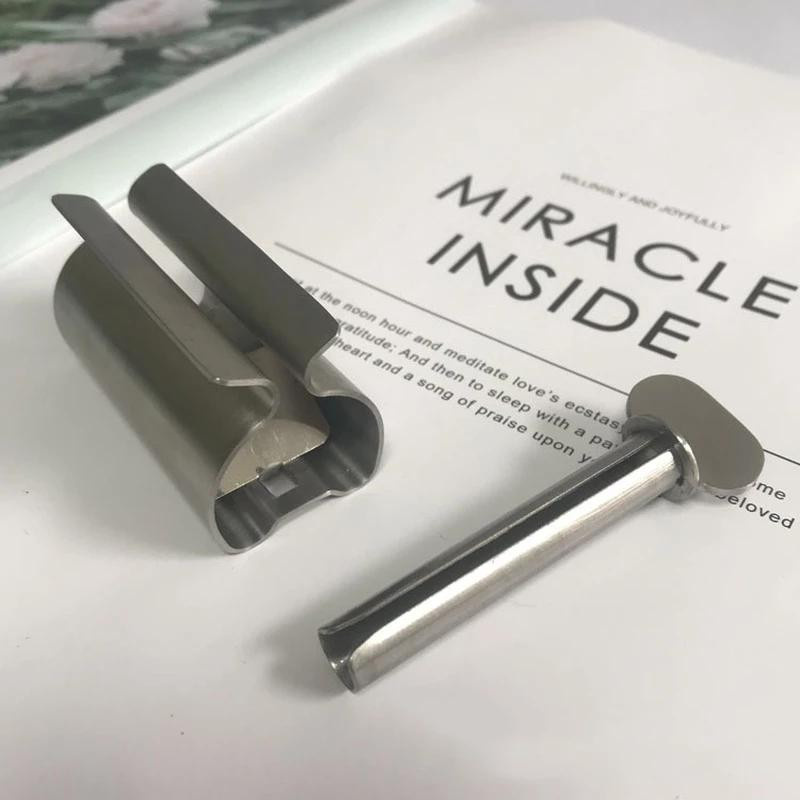 WIKHOSTAR Automatischer Zahnpastaspender und Zahnpasta-Quetscher Set aus Edelstahl in Silber, 2er-Pack - Bild 3