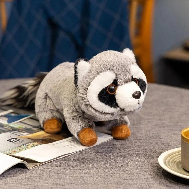 Liegende Waschbär Plüschpuppe, Waschbär Tier Plüschtier, Grau, ab 14 Jahre - Bild 1