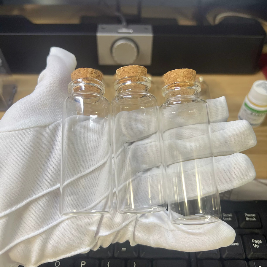 15 Stück Glasgefäße mit Korkverschluss, transparente Nachfüllflaschen 40 ml für Gewürze, Samen oder DIY-Dekoration - Bild 2