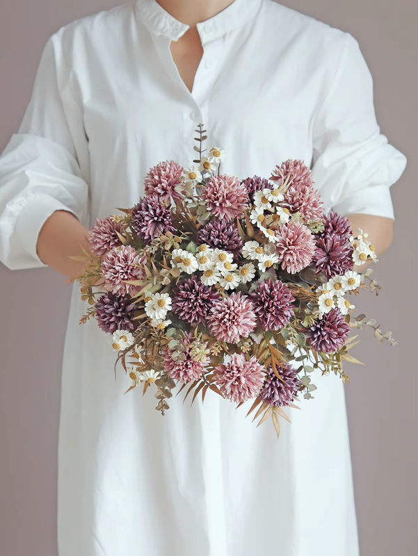 ZQCY Künstliche Chrysanthemen aus Textil in Beige und Mehrfarbig als dekorativer Blumenstrauß für Hochzeit, Valentinstag und Raumdekoration - Bild 2