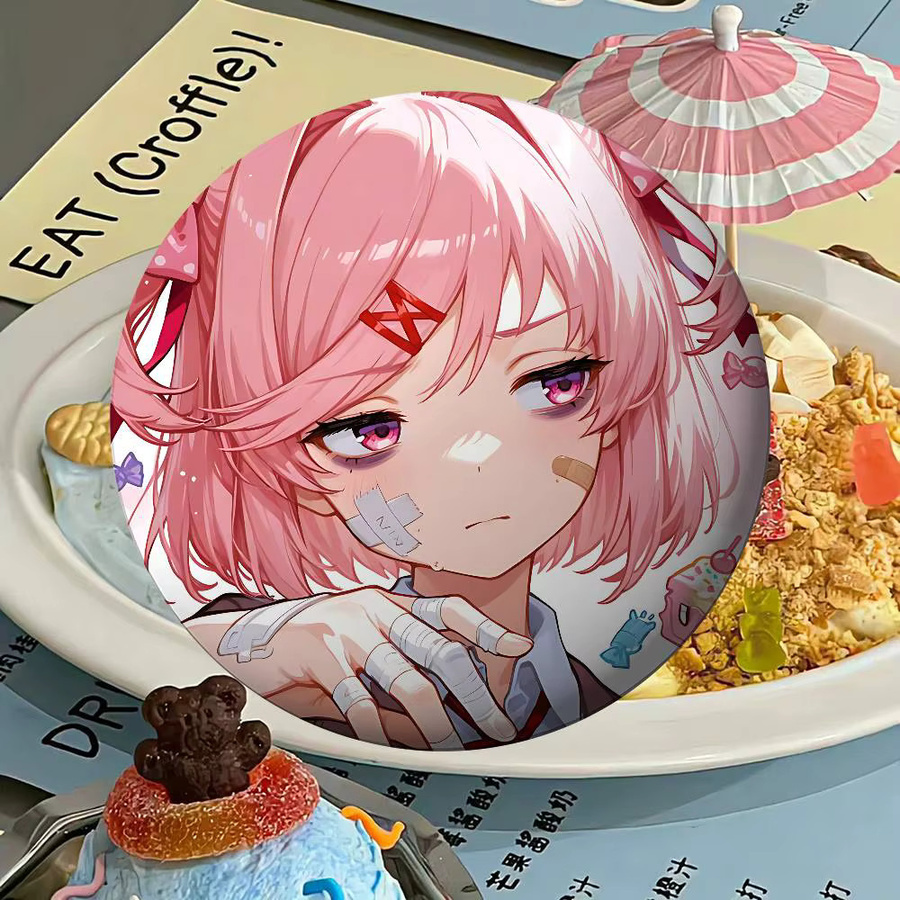 Brosche D-doki D-doki L-Literatur, Weißblech, Metall, Bunt - Bild 5