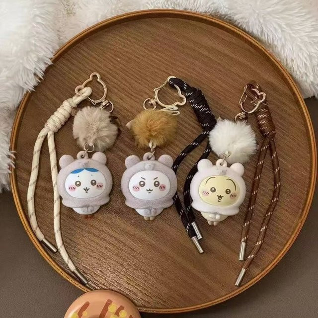 Bandai Chiikawa Hachiware Usagi Schlüsselanhänger, Plüsch / Textil - Bild 1