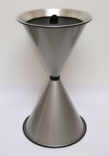 SZAGATO Aschenbecher aus Stahl in Silber für Innen und überdachten Außenbereich, B/H/T: 40 x 71 x 40 cm - Bild 1