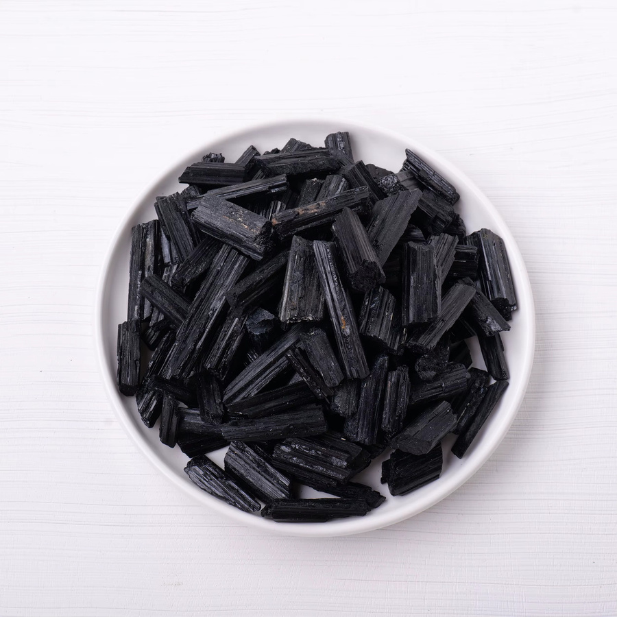 Runyangshi Schwarzer Turmalin Rohstein in Schwarz, 50 g - Bild 3