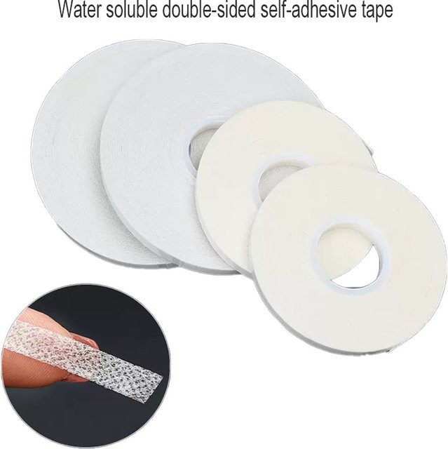 Wasserlösliches doppelseitiges Klebeband in Weiß für Patchwork, Quilten und Nähen, 10 m Rolle - Bild 1