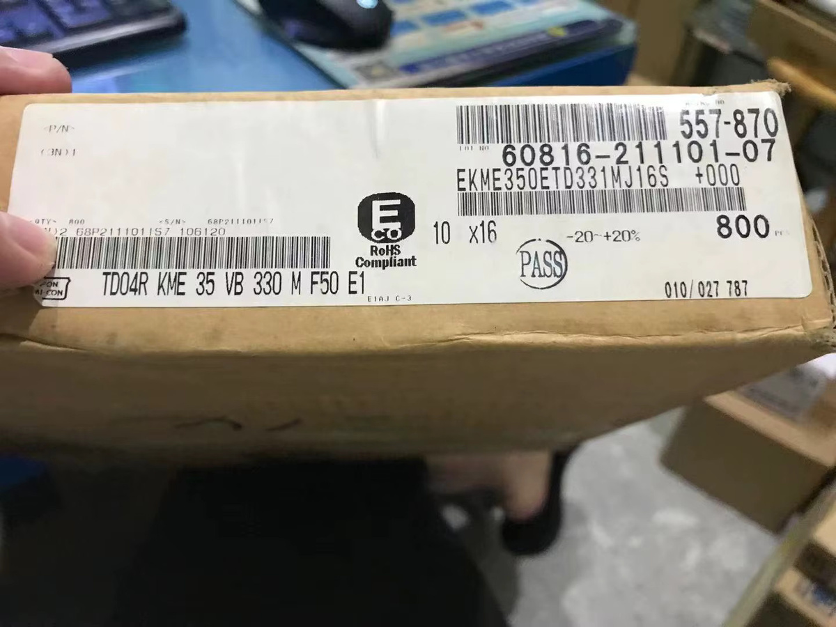 Nippon Chemi-Con KME Serie Aluminium-Elektrolytkondensator 330uF 35V Low ESR, 10 Stück, Farbe: Schwarz, Durchmesser: 10 mm, Höhe: 16 mm - Bild 2