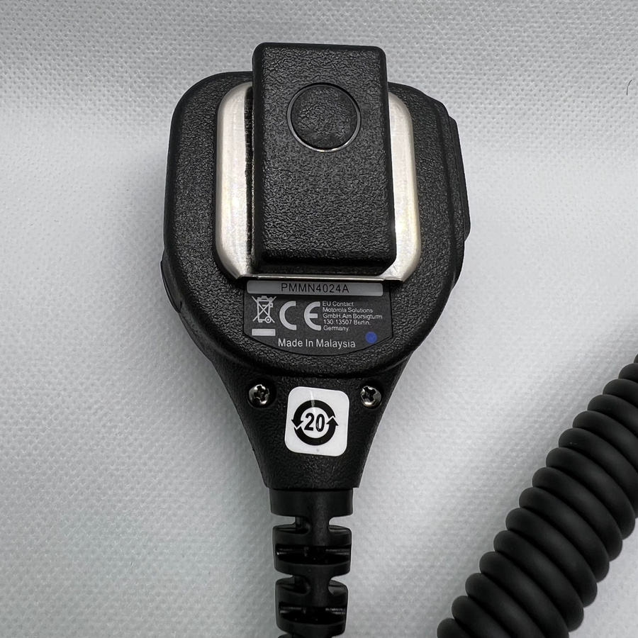 Motorola PMMN4024A Robustes Funkgerät-Lautsprechermikrofon mit PTT für Walkie-Talkie DP4400 DP4401 APX2000 DGP8550 DGP8050 in Schwarz und Rot - Bild 4