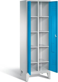 C+P Wäsche-Spind Classic mit Schloss und Regalen, Farbe: Front Lichtblau, Korpus Lichtgrau, H x B x T: 185,0 x 61,0 x 50,0 cm - Bild 1