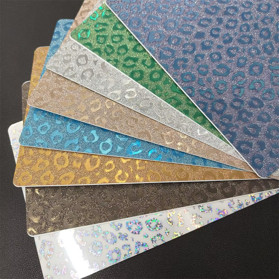 VORMIR Dekorative Glitzer-Folie mit Leoparden-Design für dein Smartphone in Multicolour - Bild 3