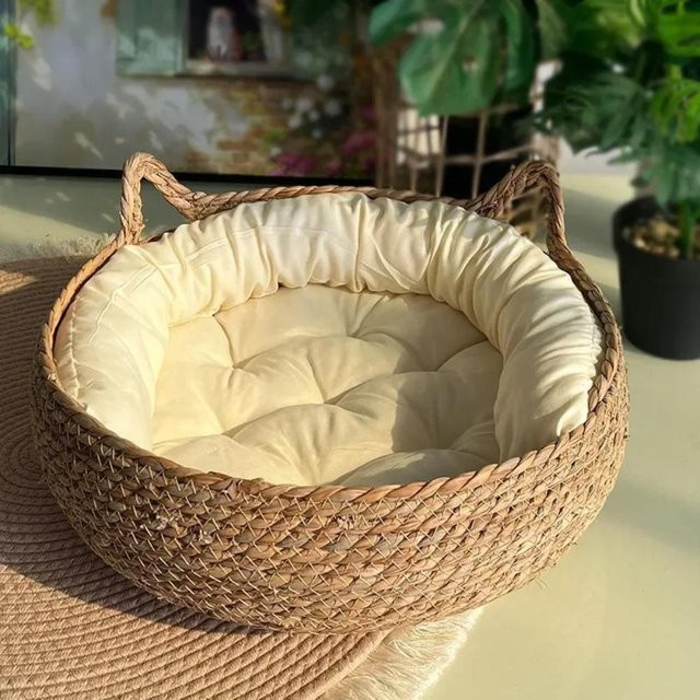 Pet Products My Katzenbett aus handgeflochtenem Rattan in Beige mit abnehmbarem Polster, Durchmesser: 46 cm - Bild 1