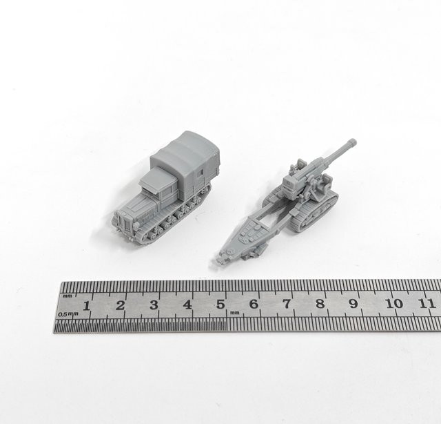 Tusk Model Komintern Artillerietraktor und M1931 B-4, Modellbausätze, Maßstab 1:144 - Bild 1