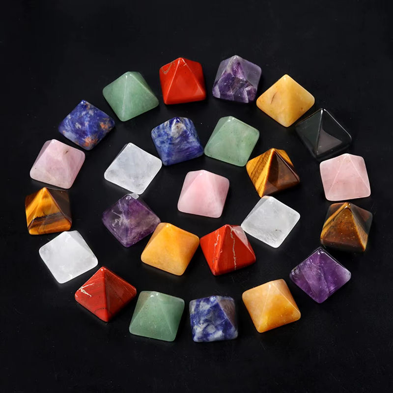 Pyramiden aus Naturstein Amethyst Tigerauge und klarem Quarz in Lila, Braun und Transparent, Geometrische Deko-Ornamente für deine Wohnkultur, B/H: 18 x 20 mm - Bild 4