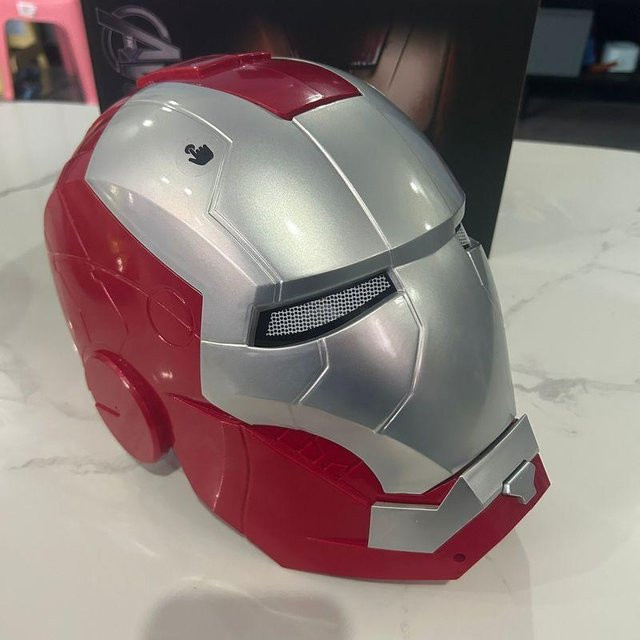 Marvel Iron Man Helm, Elektrische Tragbare Maske, ab 14 Jahren - Bild 1