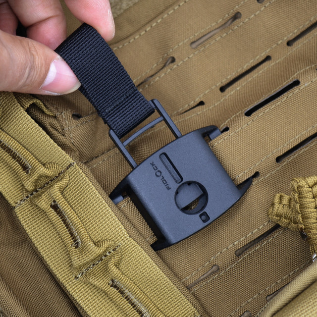 FIDLOCK SNAP PULL Magnetische Schnalle 25 mm Molle Clip Schnellverschluss mit 15 kg Tragkraft - Bild 1