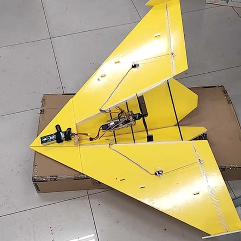 EVYVKV Starrflügel Modell Flugzeug, Elektrisch, Blau - Bild 3
