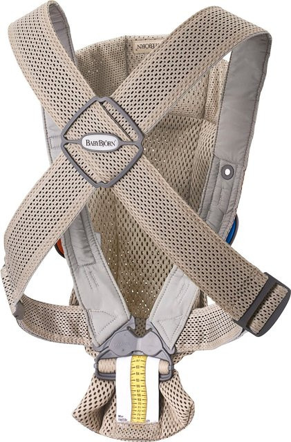 Babybjörn Babytrage Mini 3D Mesh Bauchtrage in Beige/Natur aus Polyester mit Blickrichtung nach vorne und zum Tragenden - Bild 1