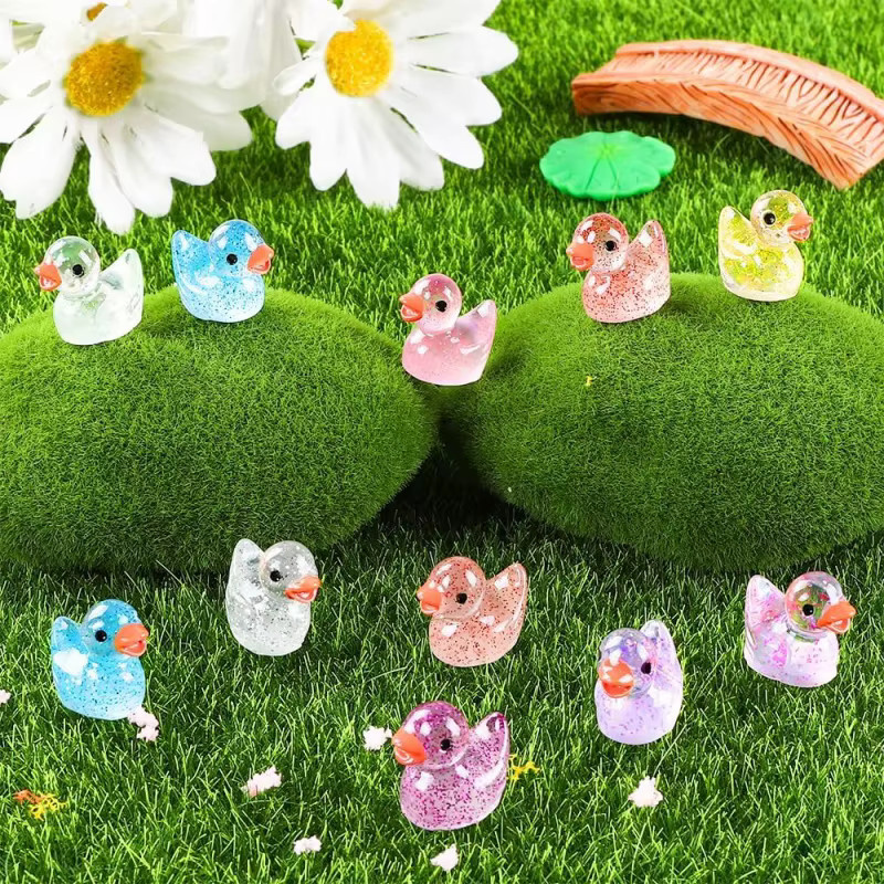 100 Stück glitzernde Mini-Harz-Enten von XMSJ in 10 Farben für DIY Garten, Mikro-Landschaft und Aquarium - Bild 2