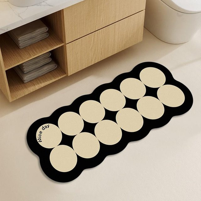 Rutschfeste Kieselgur Bodenmatte von Yiran Furniture in Schwarz mit gepunktetem Design für das Badezimmer - Bild 1
