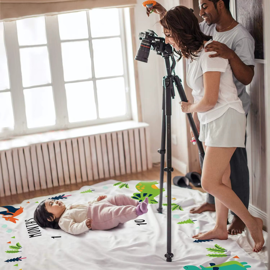 VIKAMA Dinosaurier Babydecke aus weichem Plüsch in Weiß für Neugeborene - Bild 2