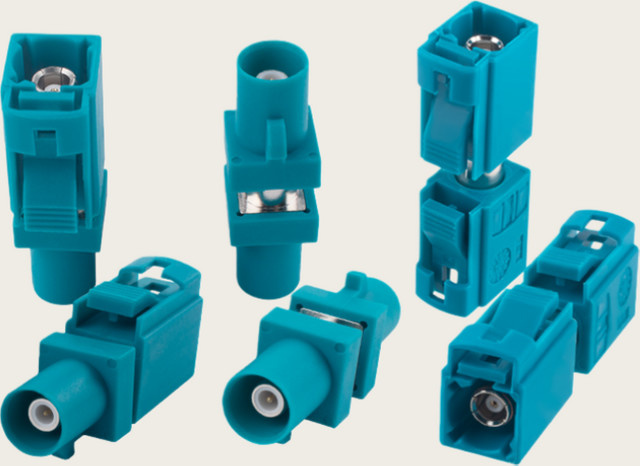 FAKRA-JJ/KK/JK Universal Z-förmiger Direkt-Transfer Stecker mit männlichem und weiblichem RF-Anschluss in Türkis - Bild 1