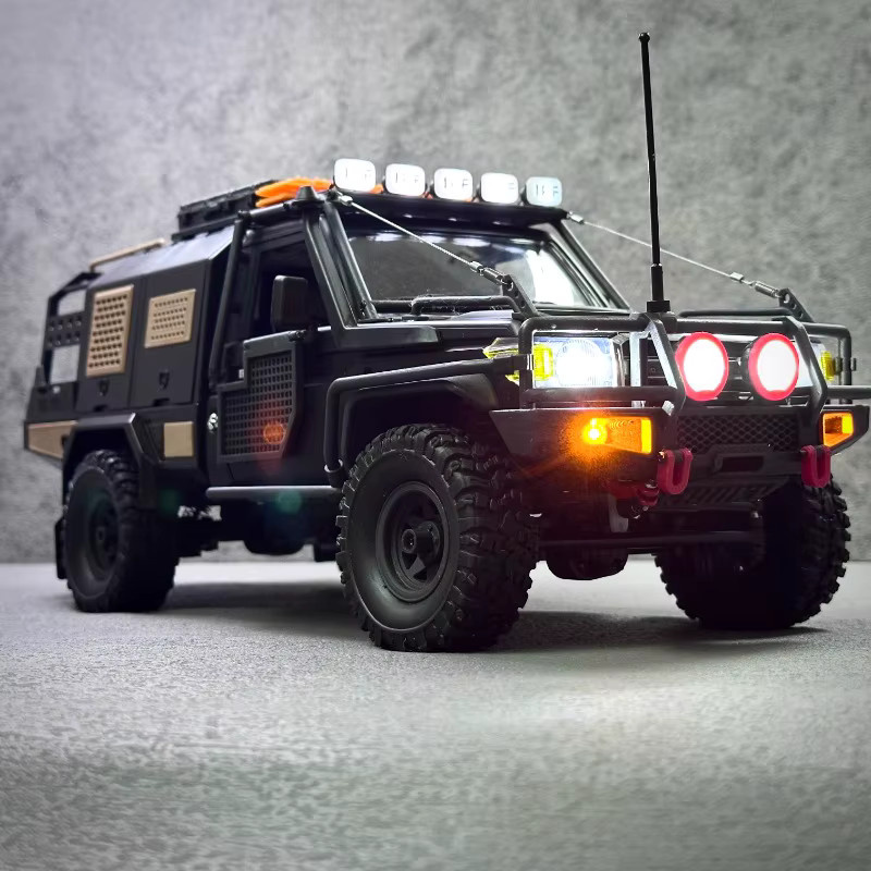 AT 99 MODEL MN82 Versicherung Stoßstange und Antenne, Zubehör, 1:12 - Bild 4