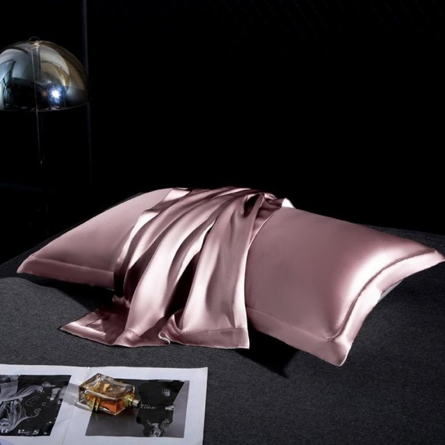 Chic Home Kissenbezug aus 100% Maulbeerseide, Pink, B/H: 48 x 74 cm - Bild 1