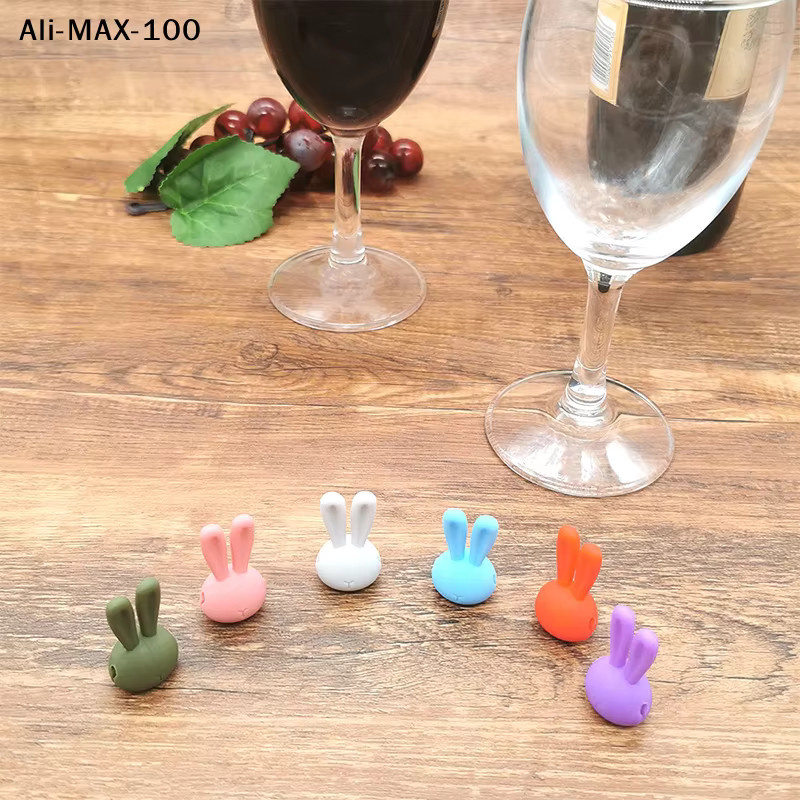 Hoeaden 6er Set Cartoon 3D Hasenohren Weinglas-Marker in Multicolor zur Glas-Erkennung für Rotwein und Champagner - Bild 2
