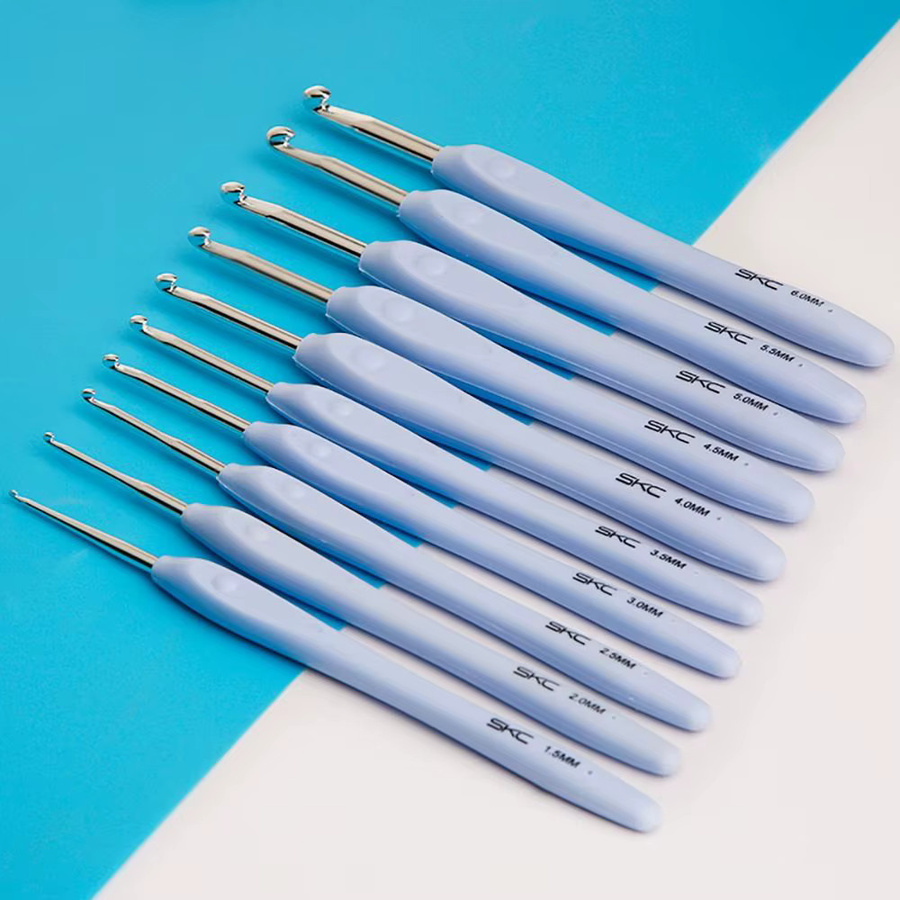 SKC Häkelnadel aus Aluminium mit weichem Griff in Blau für Handarbeit und DIY-Projekte - Bild 2