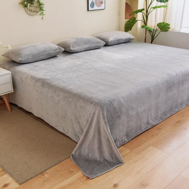 Weiches Flanell-Bettlaken aus Plüsch-Samt in Grau, B/B: 180 x 245 cm - Bild 1