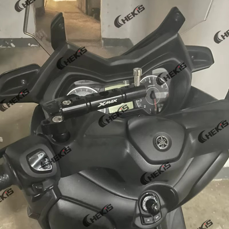 Chekis Multifunktionale Erweiterungs-Querstange als Navigationshalterung und Fahrrekorder-Halterung für Yamaha Xmax 125/250/300/400 in Silber - Bild 4