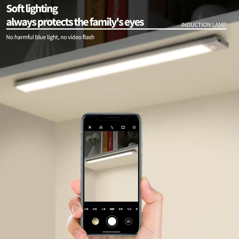 LINYILIGHT LED Nachtlicht mit Bewegungssensor, wiederaufladbare drahtlose Unterbauleuchte für Schrank, Küche und Schlafzimmer, Farbe: Weiß/Silber - Bild 2