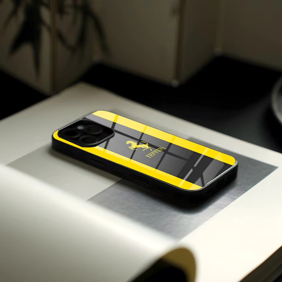 Rastar Ferrari Sportwagen Handyhülle aus Glas für iPhone und Samsung Galaxy in Schwarz und Gelb - Bild 3