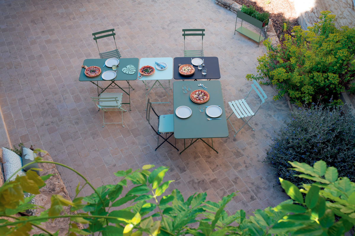Fermob Bistro Klapptisch Viereckig aus pulverbeschichtetem Stahl für Garten und Balkon - Bild 2