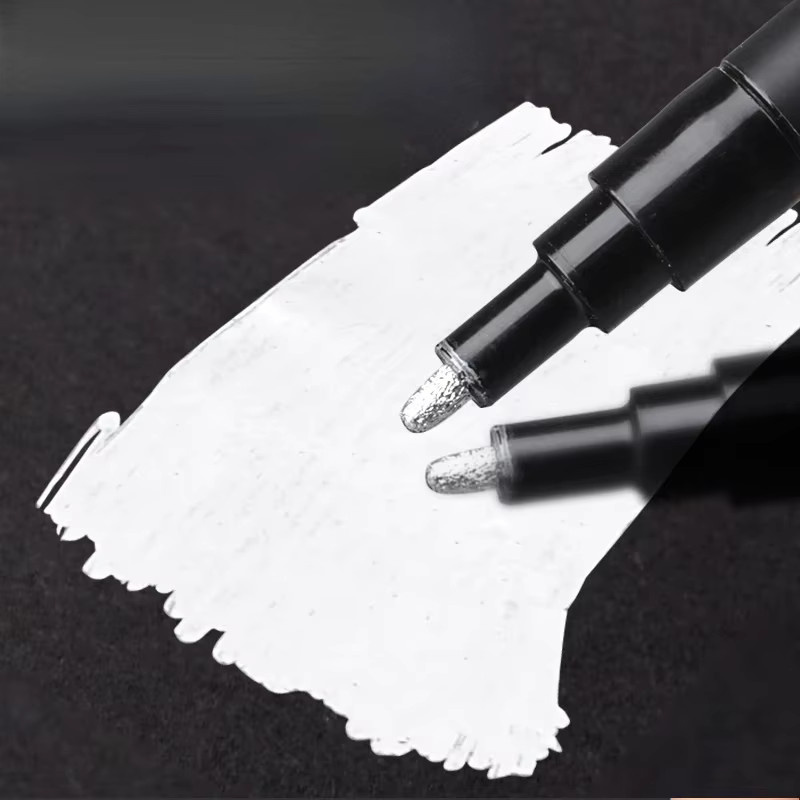 Silberner Reparaturlackstift für Metall und Keramik mit wasserdichter Beschichtung und verschiedenen Spitzenstärken - Bild 3