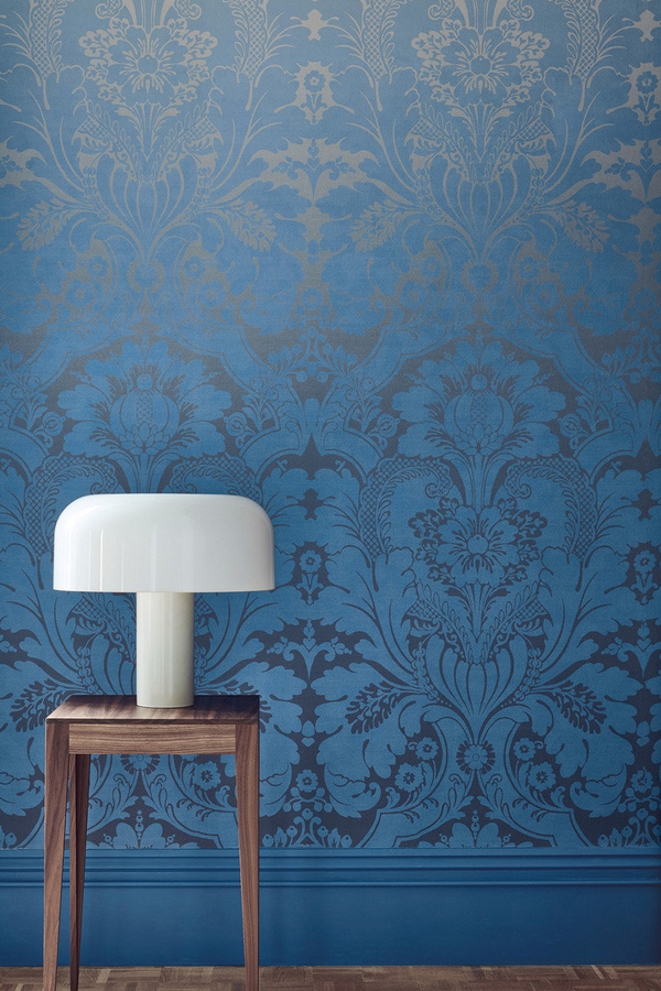 Little Greene Mural Tapete StJames Park Cobalt Fade in Blau mit abstraktem Design - Bild 1