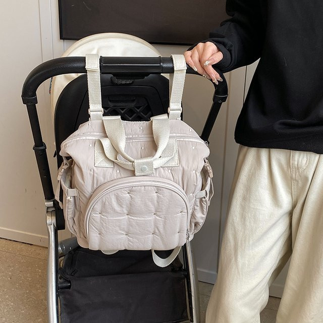 Multifunktionale wasserdichte Windeltasche für Kinderwagen und unterwegs in Beige - Bild 1