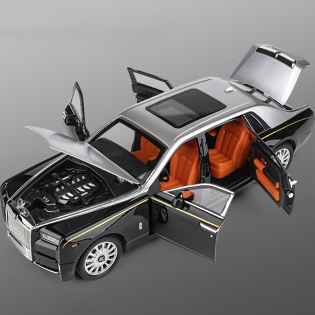 Rolls Royce Phantom Limousine, Modellauto, 1:18, Metall, Silber, mit Licht und Sound, ab 14 Jahren - Bild 1