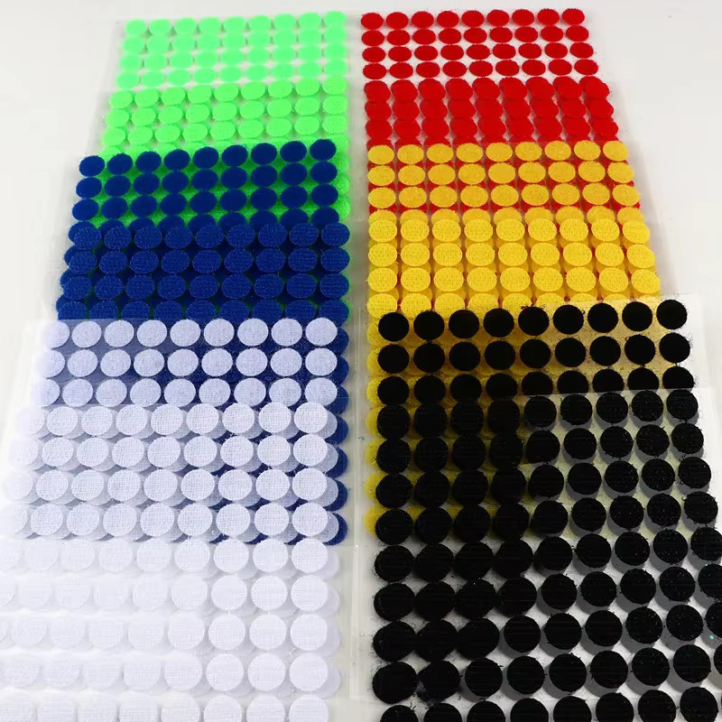100 Paar selbstklebende Klettverschluss-Punkte in Weiß, runde Klebepads für Bastelarbeiten und Befestigungen - Bild 4