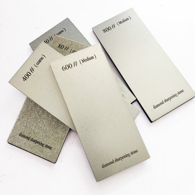 Sy tools Diamant-Schleifstein zum Schärfen von Küchenmessern in Grau mit rutschfestem Schwamm-Pad - Bild 1