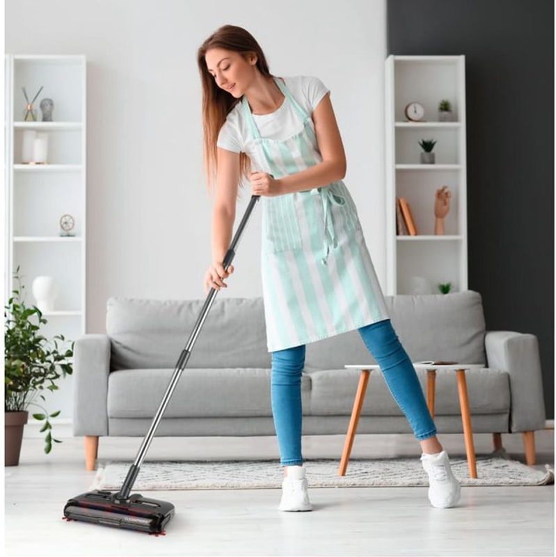 CLEANmaxx Akku-Besen in Grau mit LED-Scheinwerfer und Anti-Tangle-Rolle - Bild 4