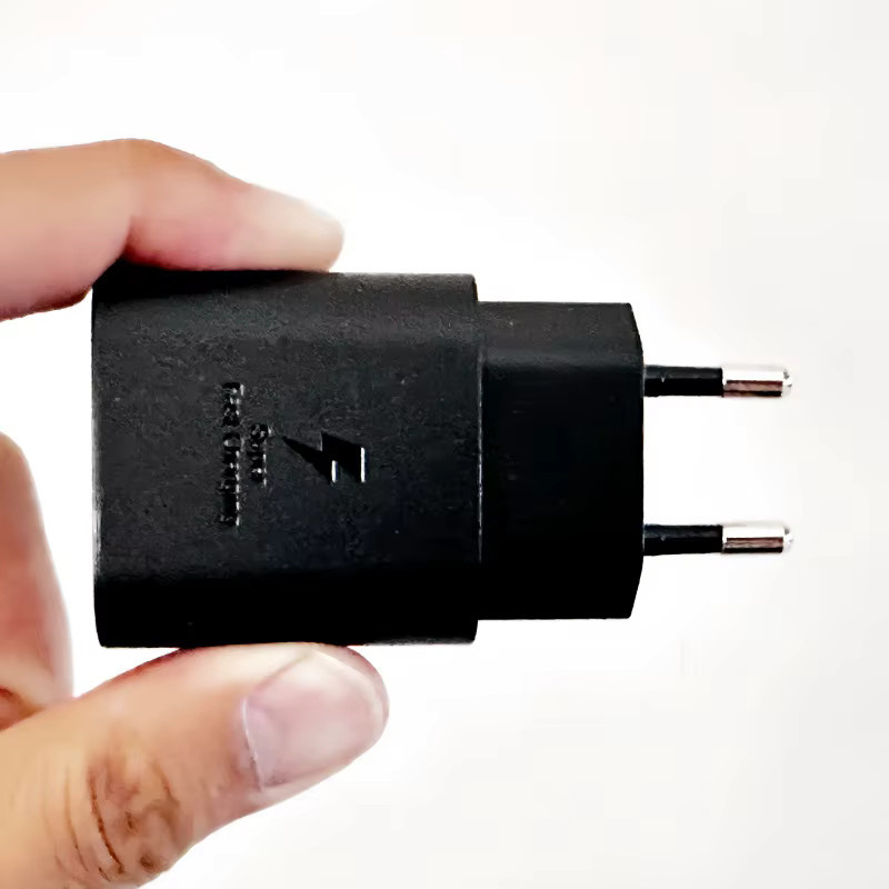 Samsung Original 25W Schnellladegerät EU Netzadapter in Schwarz für Galaxy S24 S23 S22 S21 S20, Note 20 und Z Flip/Fold Serie sowie Galaxy A55 A35 A25 A15 - Bild 2