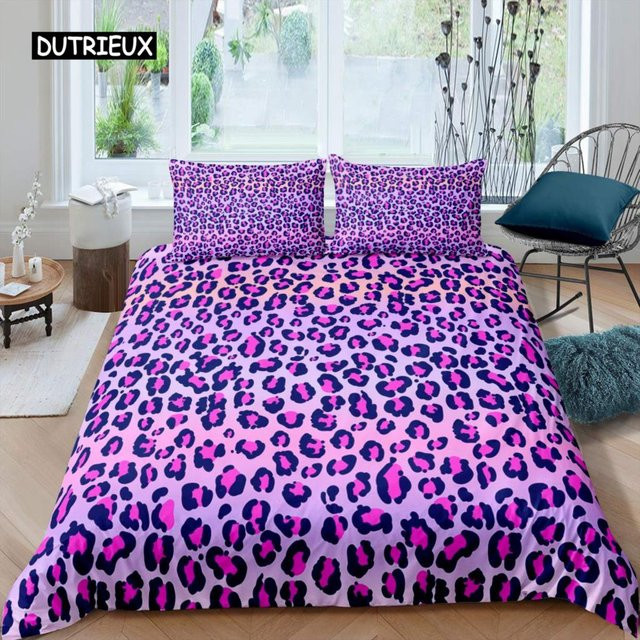 Bettwäsche-Set aus Mikrofaser mit Leopardenmuster und roten Rosenblüten, Braun/Mehrfarbig, B/H: 150 x 200 cm - Bild 1