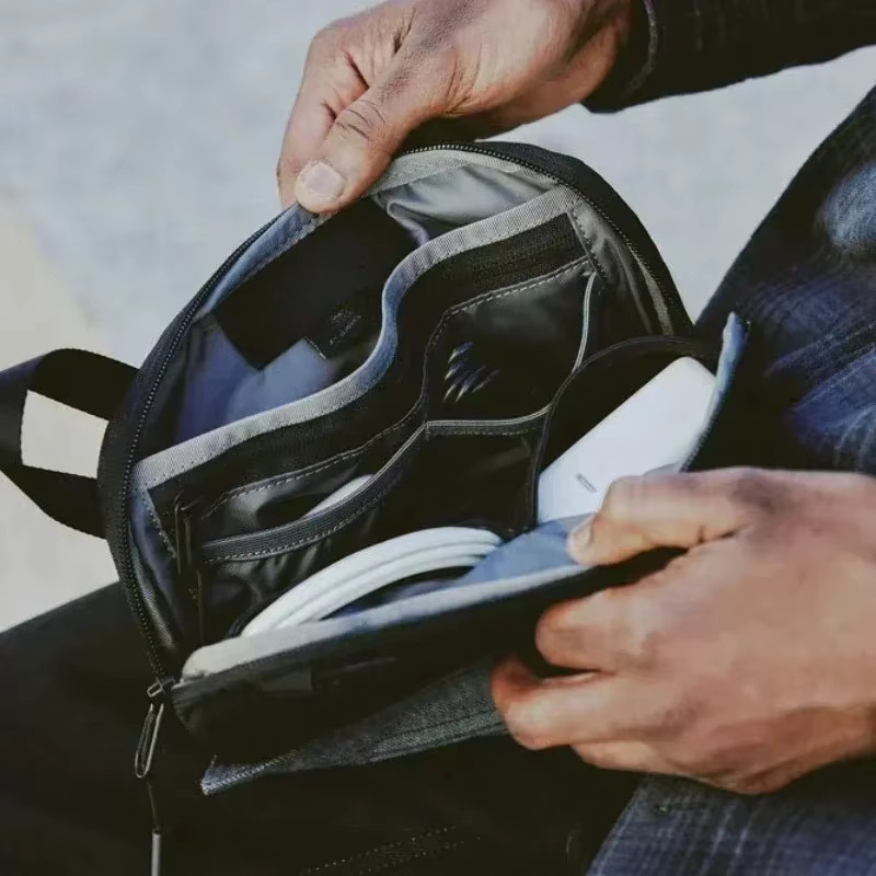 SIim Pouch Outdoor wasserdichte elektronische Aufbewahrungstasche in Schwarz - Bild 2