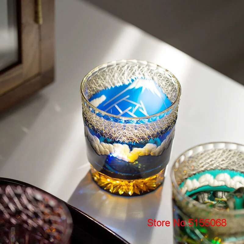Edo Kiriko Whiskeyglas mit Handgravur Berg Fuji in Bernstein, Kristall-Tumbler für Whisky und Sake, 250ml - Bild 4