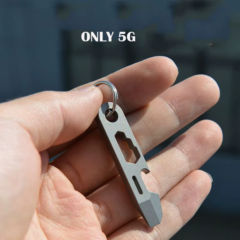 YESISOK Multifunktions EDC Werkzeug aus Titanlegierung TC4 mit Flaschenöffner und Sechskantschlüssel in Grau - Bild 3