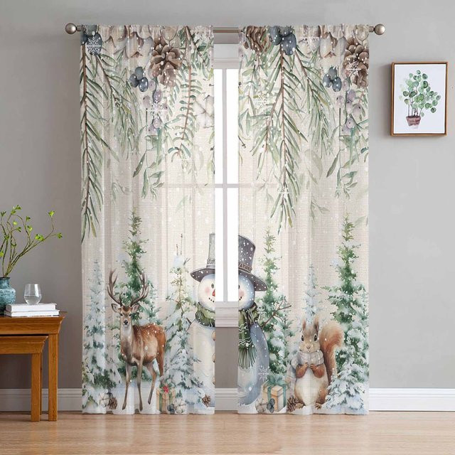 Transparente Weihnachts-Fenstervorhänge mit Schneemann, Beeren und Eichhörnchen Motiv in Weiß, B: 135 cm, H: 115 cm - Bild 1