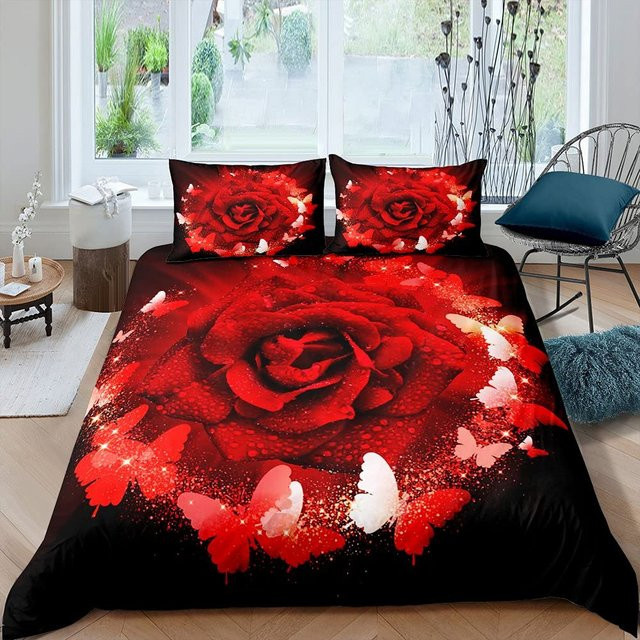 Bettwäsche-Set Your Warm Home mit Rosenblüten-Print in Rot, bestehend aus 1x Bettbezug und 2x Kissenbezügen, Breite: 135 cm, Länge: 200 cm, Kissenbezüge: 50 x 70 cm - Bild 1